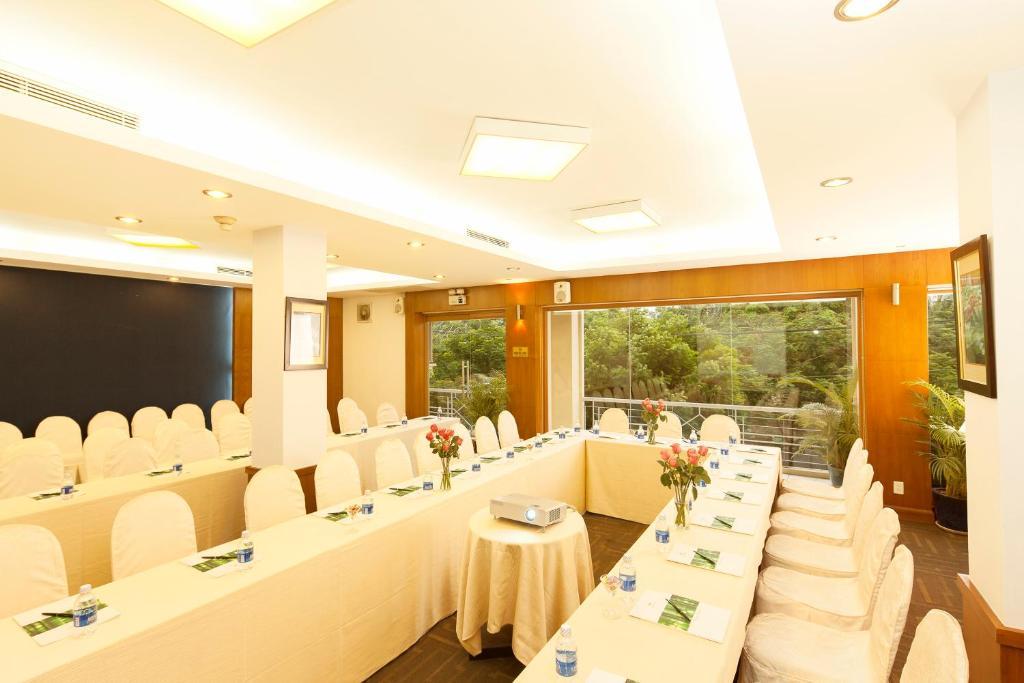Liberty Hotel Saigon Parkview Hô Chi Minh-Ville Extérieur photo